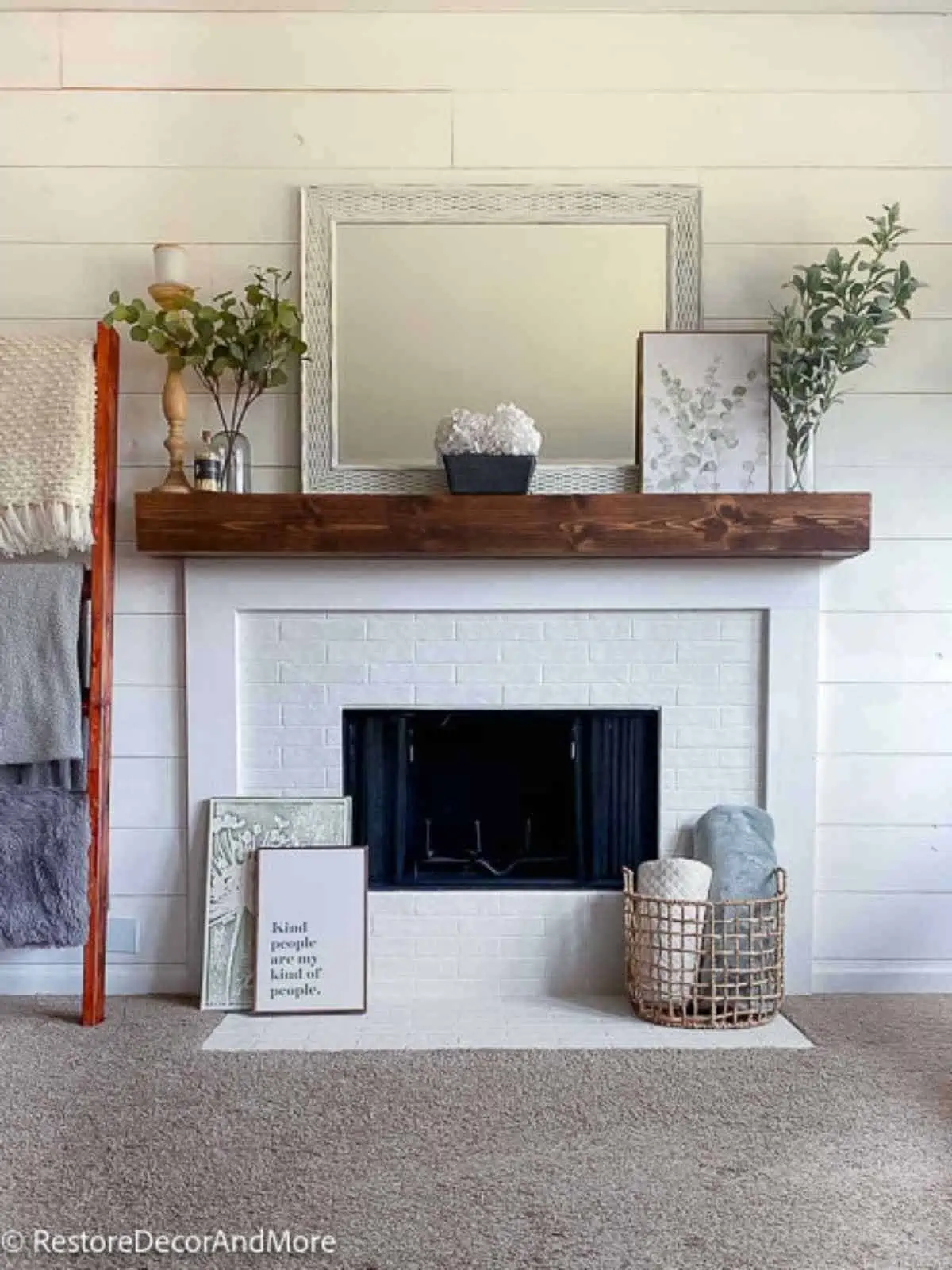 46 Gorgeous Farmhouse Shiplap Fireplace Ideas - Restore Decor & More