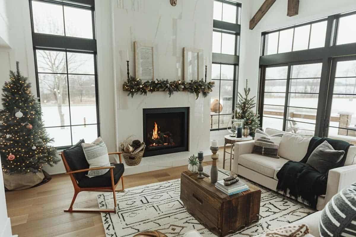 50 Farmhouse Christmas Living Rooms That Wow! - Restore Decor & More