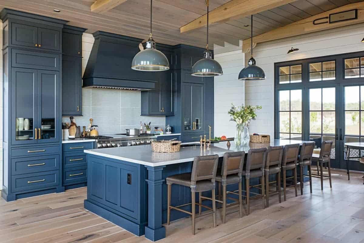 50 Navy Blue Kitchen Cabinets That Are a Must See! - Restore Decor & More