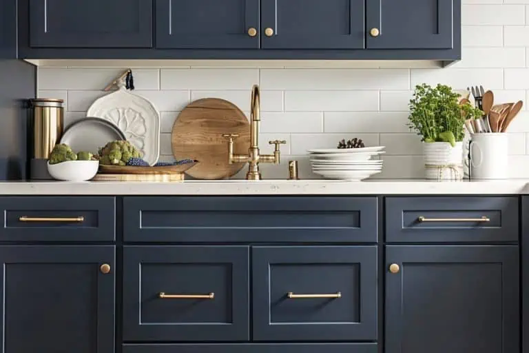 50 Navy Blue Kitchen Cabinets That Are a Must See!