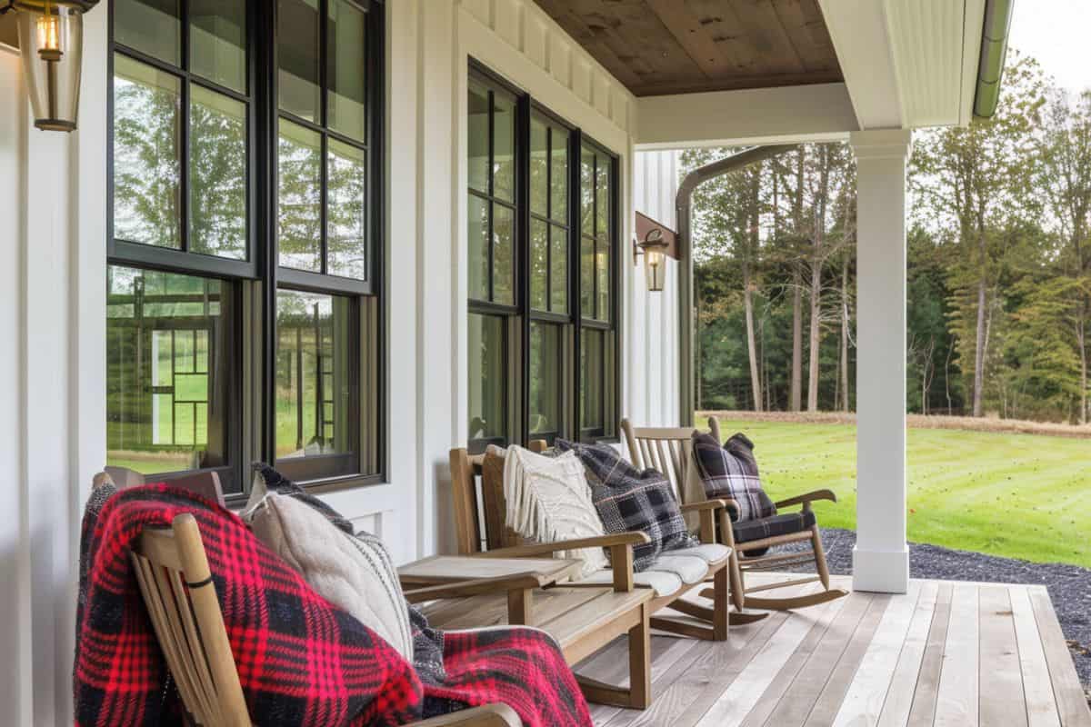 10 Cheap Fall Porch Decor Ideas - Restore Decor & More