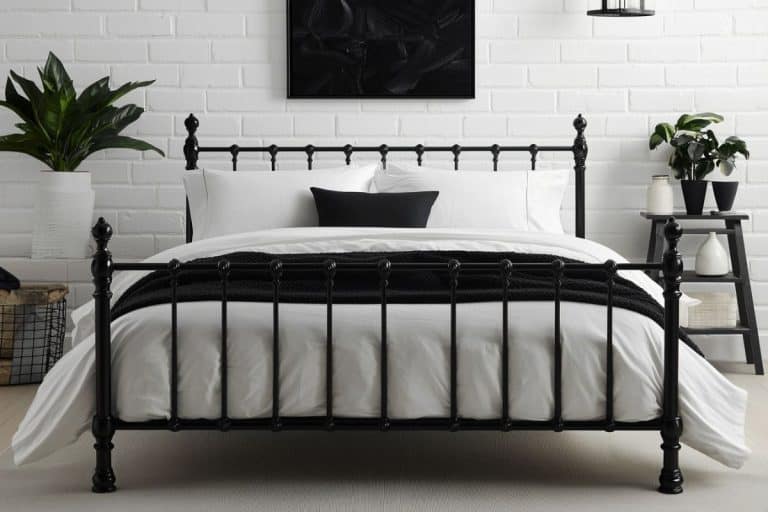 25+ Cozy Black & White Bedroom Ideas You’ll Love - Restore Decor & More - Cozy Black And White Bedrooms