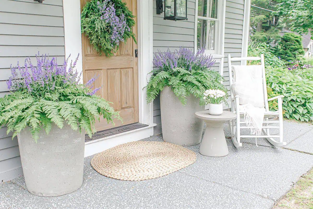 25+ Gorgeous Spring Porch Decor Ideas 🌿🌸 - Restore Decor & More