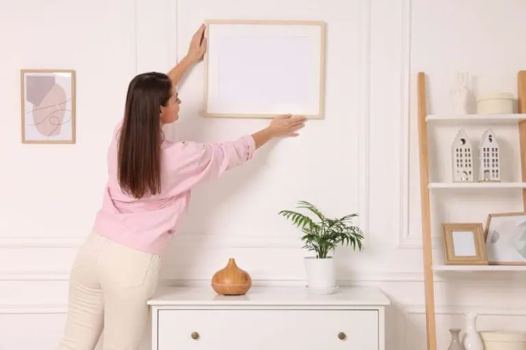 7 Common Mistakes People Make When Hanging Art on the Walls