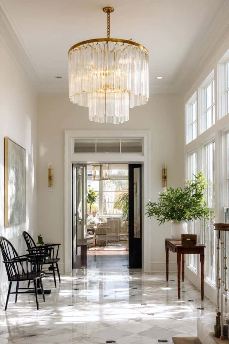 15 Entryway Chandelier Ideas That Instantly Elevate Your Home’s First ...