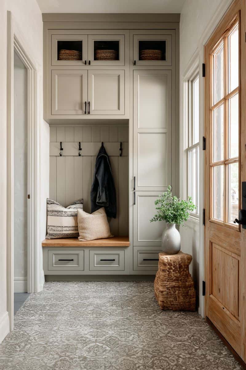 20 Entryway Mudroom Ideas That Just Work - Restore Decor & More