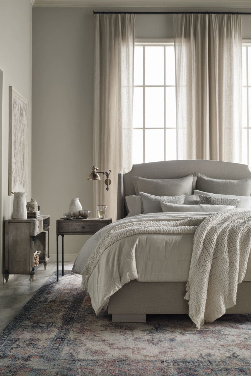 7 Smart Tips for Styling a Bed Against a Window That Actually Looks ...